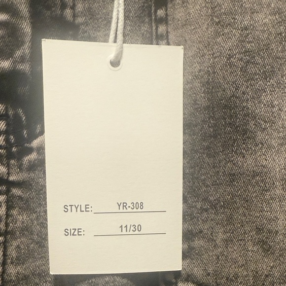 Disclosure Acid Wash Grey Wide-Leg Cargo Jeans NWT size 11/30 - Picture 4 of 7